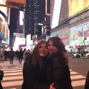 Meet your Posher, Naomi